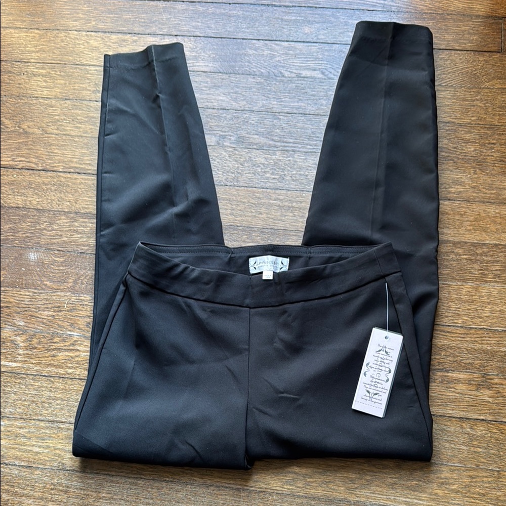 NWT Nanette Lepore Black Slim Pant